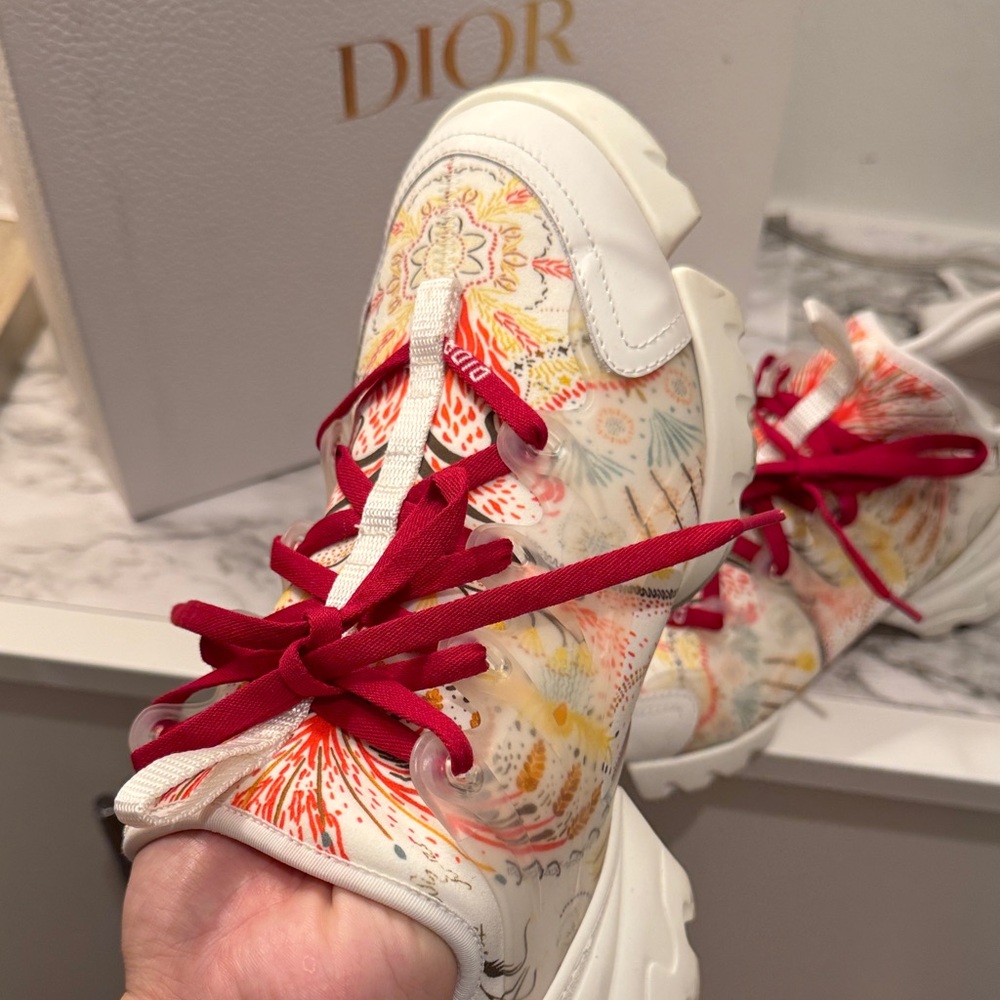 Dior White and Red Sneakers - Picture 6 of 14